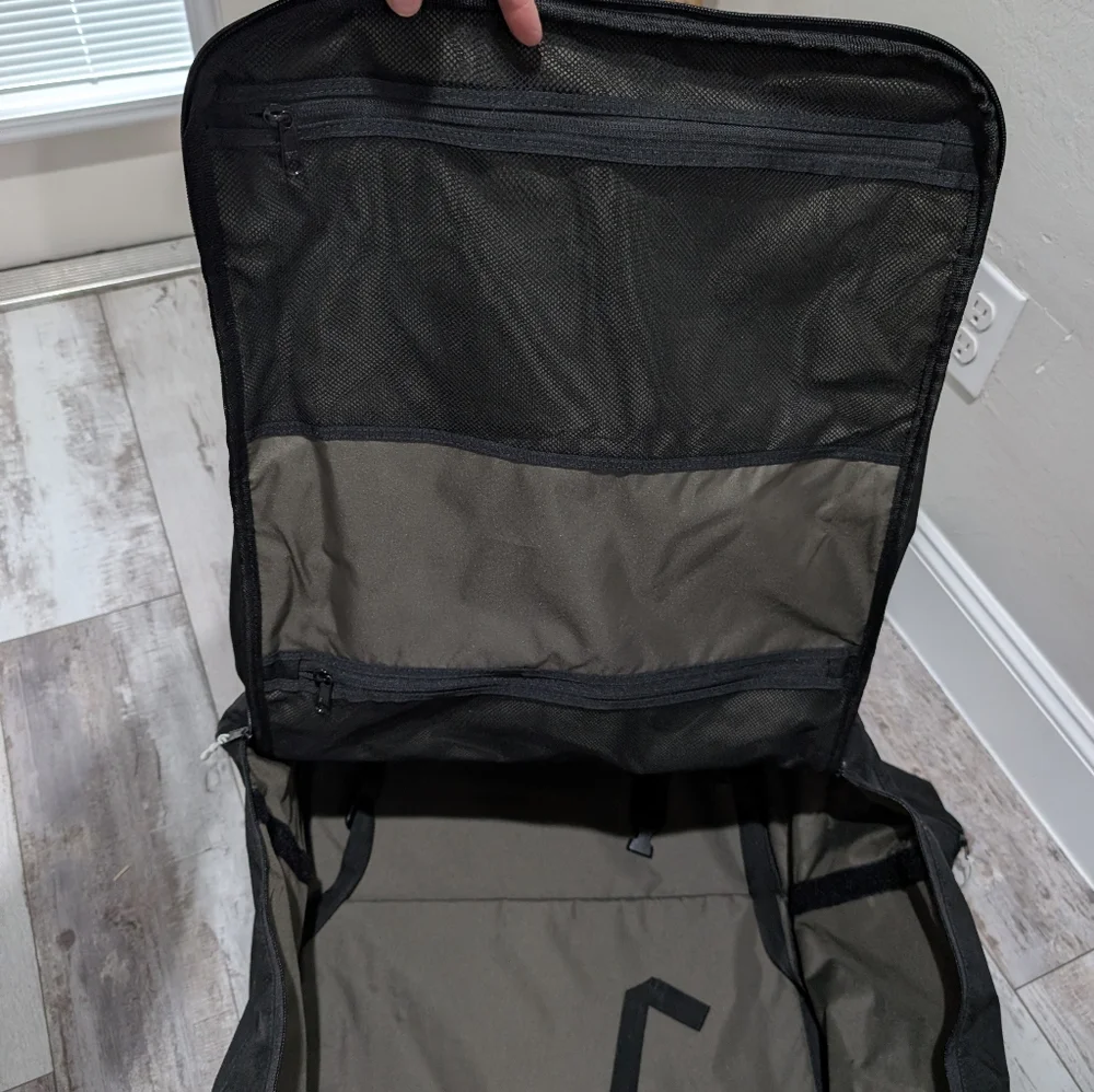 EL‎ BARRIL 13lb Grill Backpack Nwt